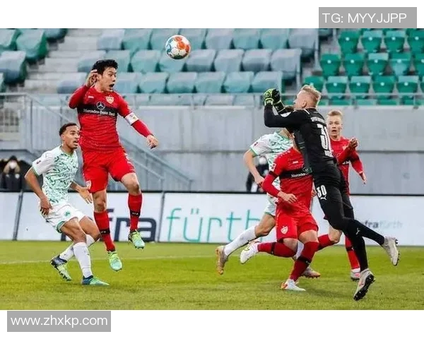 沃尔夫斯堡客场战平汉堡，保级形势严峻